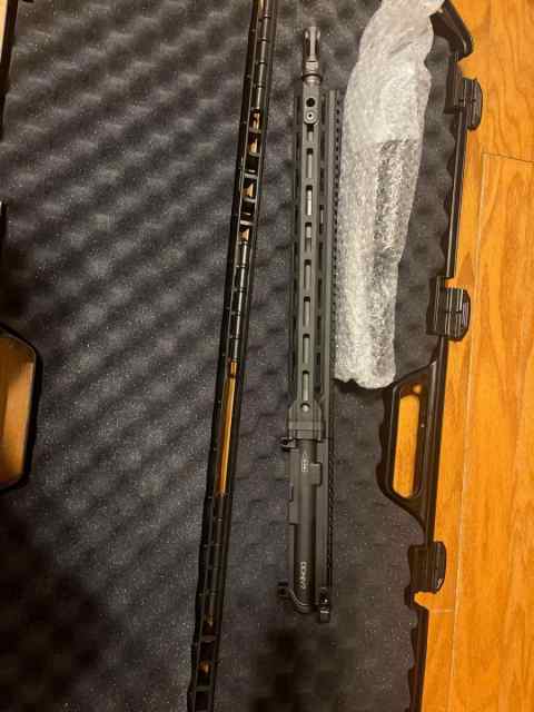 (Price Drop) Daniel Defense M4V7 16inch upper
