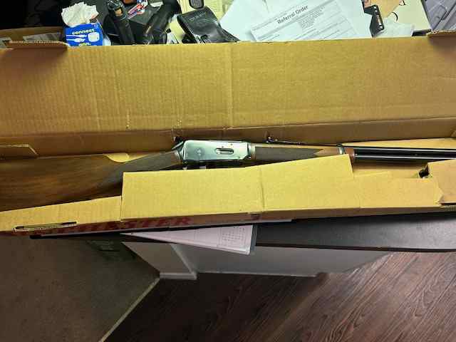 Winchester 94 XTR Two.jpg