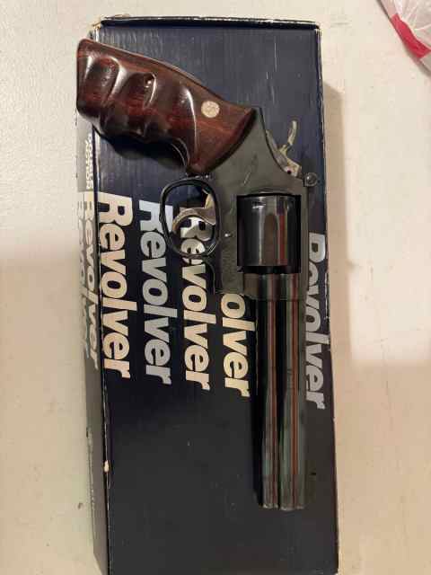 Smith&amp;Wesson 32 magnum 