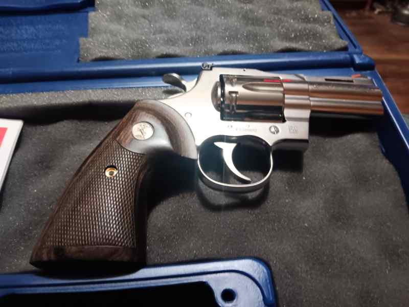 FSOT LNIB  COLT PYTHON 