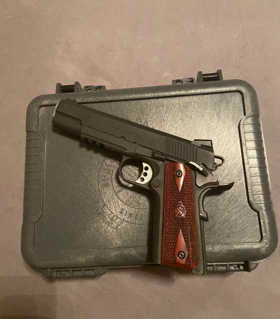 Springfield Armory Range Officer 1911